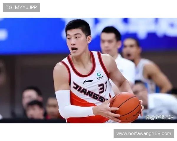 西安篮球队以83分稳居精英赛积分榜首位争夺冠军势头强劲